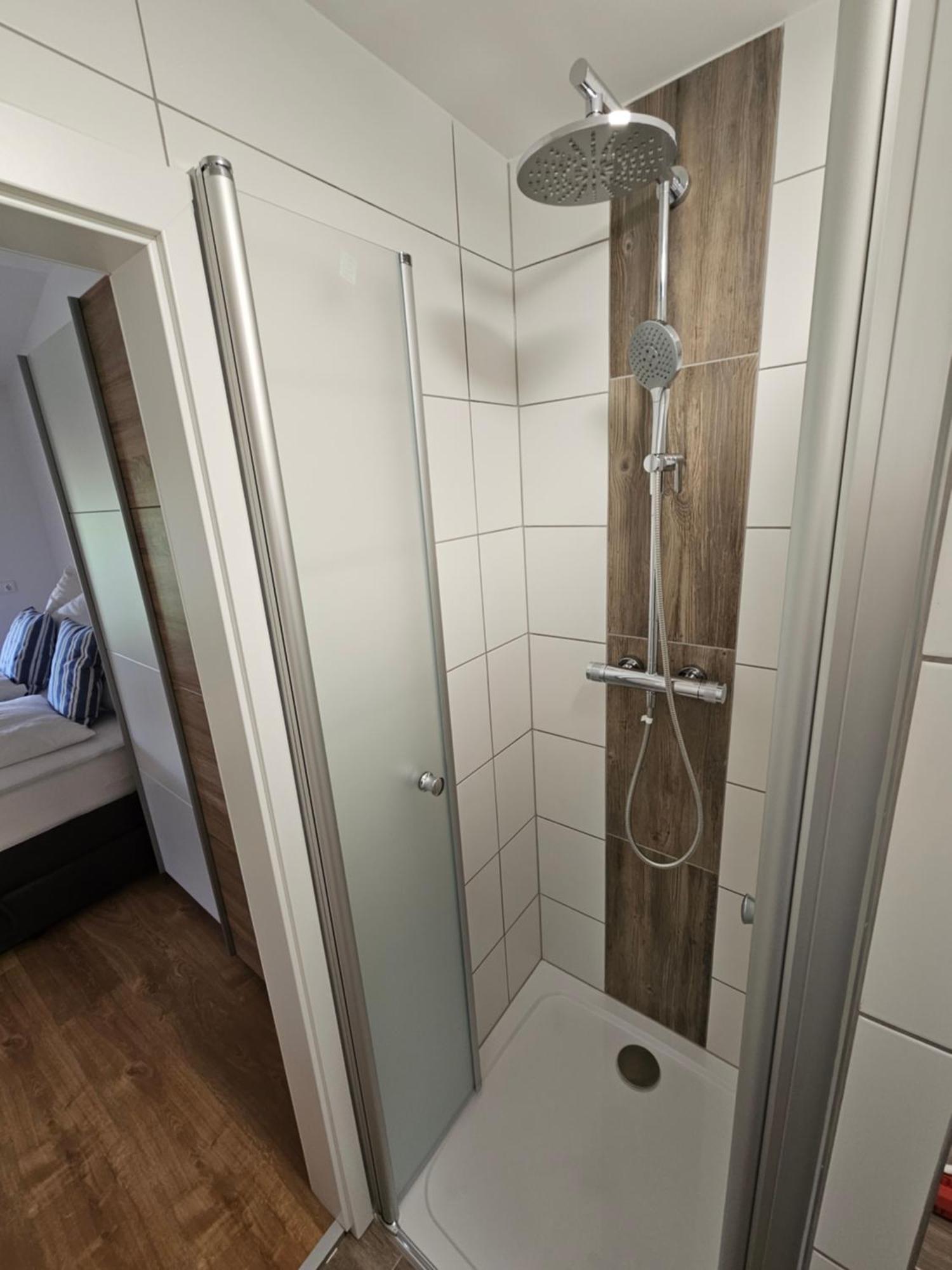 Cozy Reifnitz-Mit Seezugang Buitenkant foto